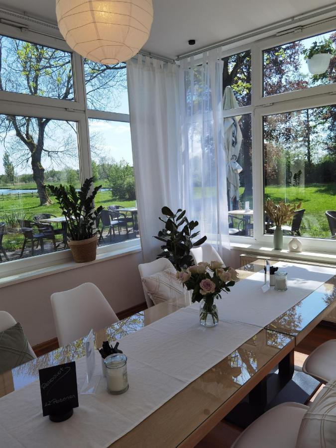Stedinger Landhotel & Cafe Berne Экстерьер фото